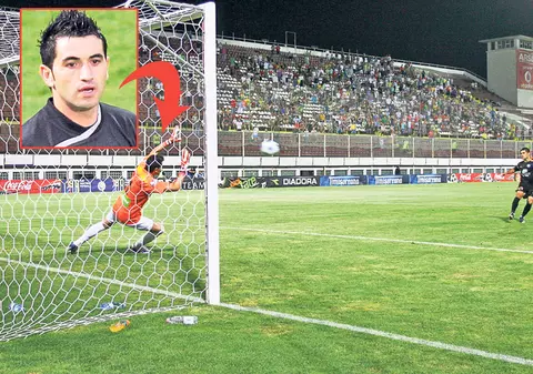 Poker Nuno Claro! Portarul acuzat de CFR că îşi pierdea banii la jocuri de noroc a parat 4 penalty-uri în actualul sezon pentru ACS Poli