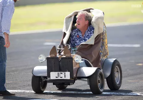 EXTREM! Cel mai PERICULOS JOC DE FOTBAL, la Festivalul Top Gear | FOTO