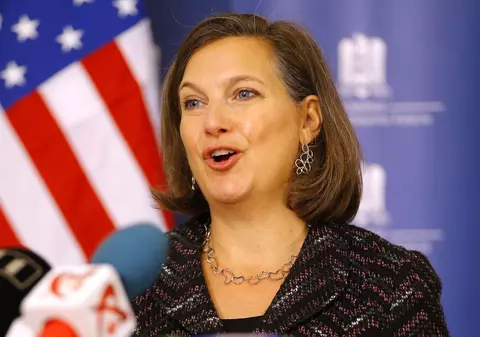 INCREDIBIL! Secretarul de stat adjunct american, Victoria Nuland, înjură Uniunea Europeană, într-o convorbire  telefonică | AUDIO