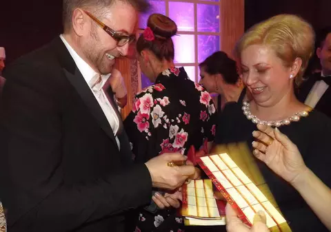 Botezatu, curtat de clujence la Balul Operei