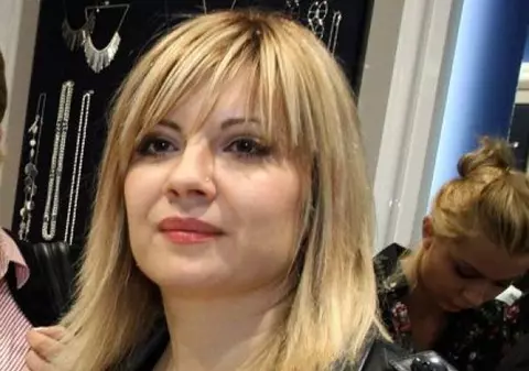 OANA ROMAN A NĂSCUT! Catinca, încântată de nepoţica ei! Uite cu cine spune că seamănă micuţa!