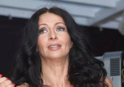 RĂDULEASCA a umblat în albumul cu fotografii! Uite-o în IMAGINI INCREDIBILE alături de DANI!