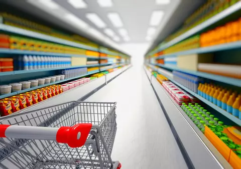 Românii cheltuie 1,5 salarii minime pe economie pentru Sărbătorile de Iarnă