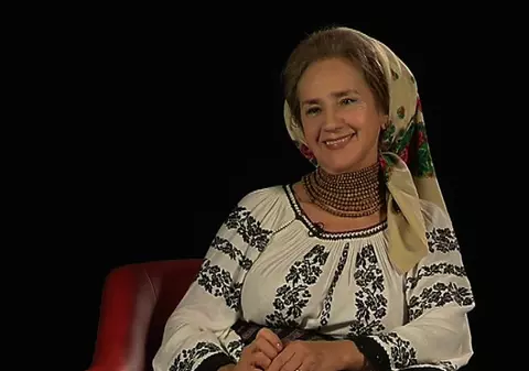 Sofia Vicoveanca face dezvăluiri la "Dincolo de aparenţe": "Nu ştiu de ce, dar băieţii mă cereau de soţie de la a doua întâlnire"