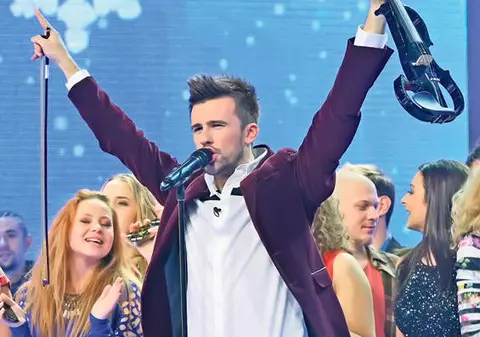 Florin Ristei şi-a luat banii de la X Factor şi deja e dator vândut