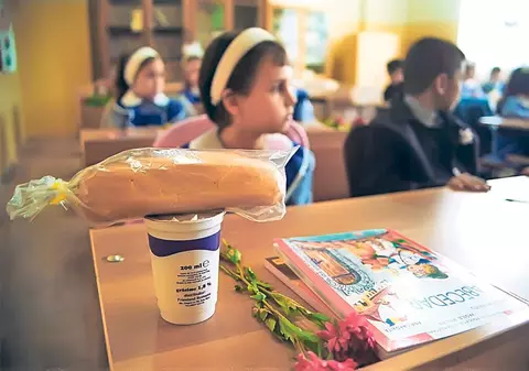 Licitaţii trucate în la programul Cornul şi laptele