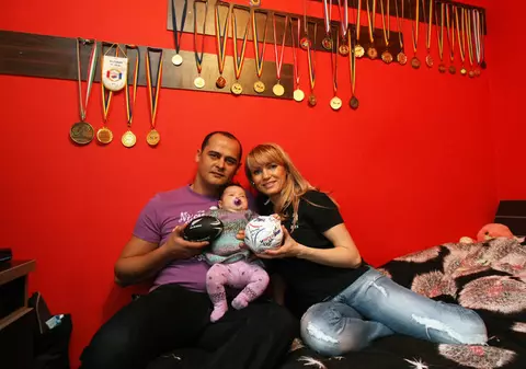 Iată COMOARA familiei Curea! GALERIE FOTO