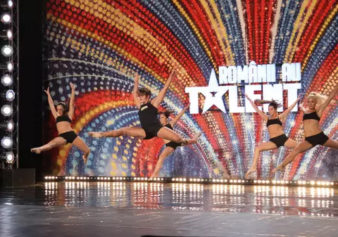 ROMÂNII AU TALENT. Aşa DANSATOARE FRUMOASE să tot vezi. Juriul LE-A DAT LIKE | FOTO
