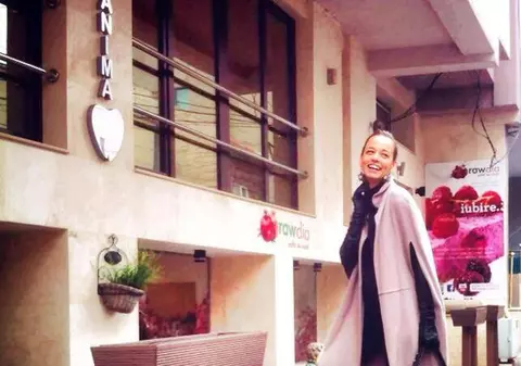 Cine se pune cu ANDREEA RAICU? Uite câte de bine DĂ CU PUMNII şi PICIOARELE!