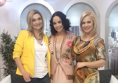Uite ce au făcut prezentatoarele de la "Draga mea prietenă" ÎN SPATELE ANDREEI MARIN, CHIAR ÎN PLATOUL EMISIUNII! | FOTO ÎN ARTICOL 