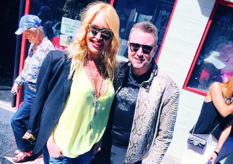 Ce se mai distrează BOTE şi VICA în AMERICA! BĂUTURĂ FINĂ şi SHOPPING de LUX! | FOTO