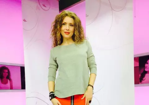 CARMEN BRUMĂ a dat-o pe ACCESORII BĂRBĂTEŞTI! "O fi de la VASILICĂ!", crede ea!