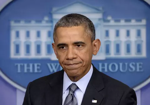 Obama, în război cu Bruce Willis şi Clint Eastwood