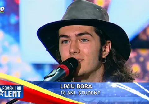 ROMÂNII AU TALENT | A cântat şi s-a îmbrăcat ca în Texas, dar este din Maramureş. El le-a făcut pe toate DOMNIŞOARELE să suspine!