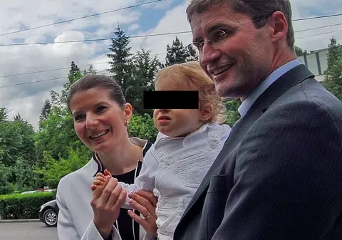 EXCLUSIV | MONICA IACOB RIDZI, operată de urgenţă la o clinică din Viena
