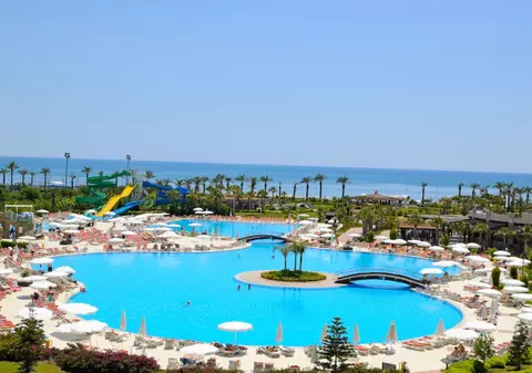 Atentatele nu îi sperie! Turcia, destinația preferată a românilor pentru vacanța de vară