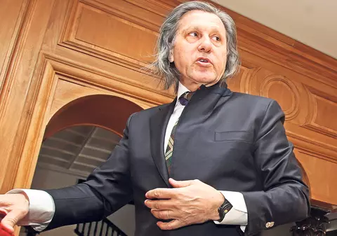 EXCLUSIV | ILIE NĂSTASE ne-a dezvăluit povestea nefardată a celui mai mare JAF ARMAT din istoria ţării: «La 13 ani, căram cu tata sacii cu bani de la BNR»