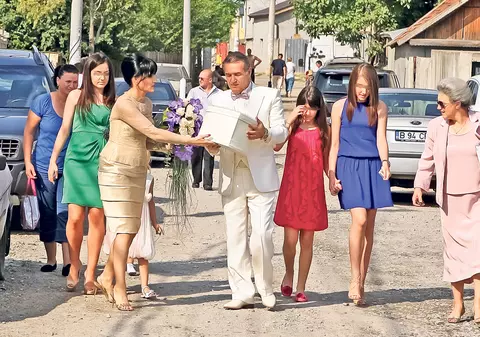 EXCLUSIV | Revedere în MARE SECRET la Mamaia! Gigi Becali își va putea îmbrățișa fetele, soția și mama