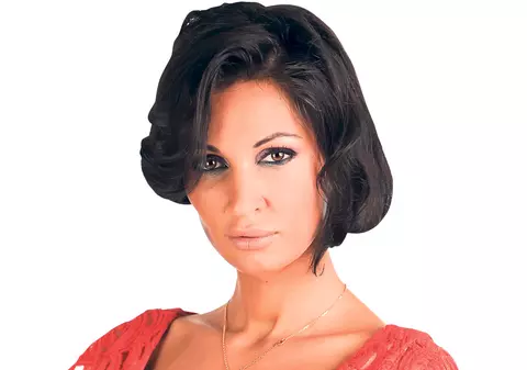 EXCLUSIV | Buboasă, dar bănoasă! Nicoleta Luciu a făcut o mică AVERE din bube şi leşinuri