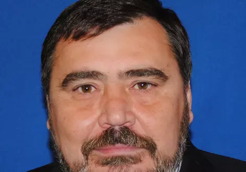 Aleşii vor să sărbătorim de Ziua Primarului şi Ziua Cărţii