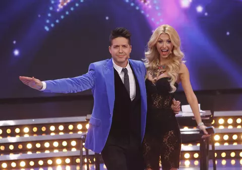 Cel mai nou cuplu de prezentatori îşi serbează azi ziua de nume