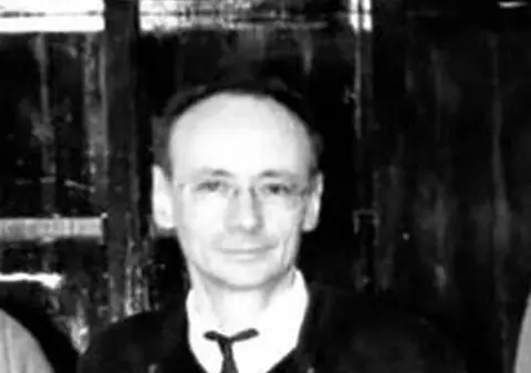 DE EXCEPŢIE! Cum ARĂTA MIHAI ALBU în urmă CU 30 de ANI!