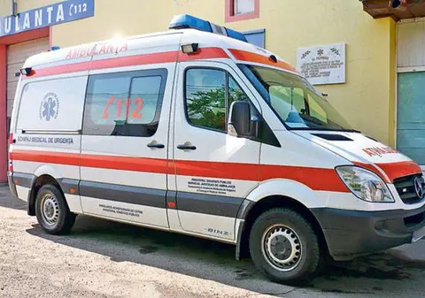 Un BĂRBAT ŞI-A DAT FOC în faţa POLIŢIEI LOCALE din PITEŞTI!