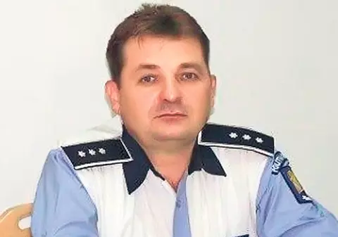 Poliţistul care conducea cu permis fals, anchetat de Parchetul General