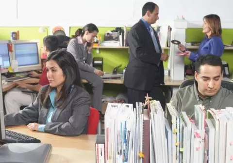 Ai un NOU LOC de MUNCĂ? Iată CUM POŢI să te ADAPTEZI mai uşor!