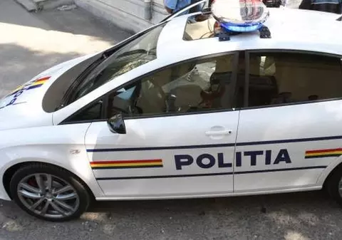 CAZ ŞOCANT la TURDA! BĂRBAT MORT, GĂSIT ÎNTR-UN TOMBERON!