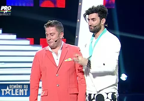 ROMÂNII AU TALENT! SURPRIZĂ! BARTOŞ şi SMILEY au prezentat-o pe ANDRA, dar în LOCUL EI a APĂRUT ALTCINEVA!