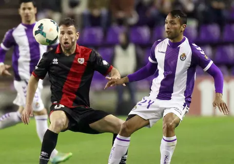 Răzvan Raţ, după gestul violent din meciul cu Celta Vigo: "Charles Dias m-a provocat, dar nu s-a văzut că m-a scuipat"