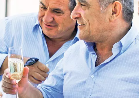 Fraţii Becali vor mânca miel la pungă!