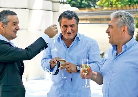 Victor și Ioan Becali au recunoscut că au dat șpagă judecătoarei Geanina Terceanu! La proces au venit îmbăcați în trening!