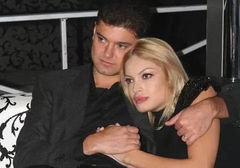 ADIO, POVESTEA NOASTRĂ S-A ÎNCHEIAT! CRISTI BOUREANU şi VALENTINA PELINEL AU DIVORŢAT