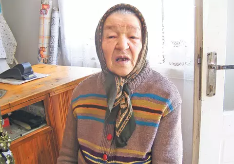 «Sper să nu ajungem, maică, să ne ascundem iar în păduri» | Aflaţi la un pas de Ucraina, unde situaţia rămâne tensionată, localnicii din zona Dornei şi-au pus mâinile în cap când s-au trezit şi cu militarii americani pe uliţe