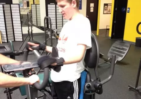 GALERIE FOTO / TRAGEDIE în familia Neşu! Tatăl fostului fotbalist a murit la Oradea