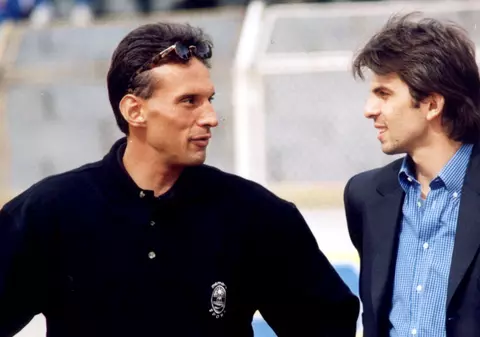 Rusia - România 1-0. Lupescu bagă mâna în foc că prietenul său, Prunea, este tocmai bun să conducă FRF