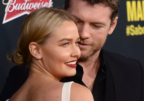 Sam Worthington, starul din Avatar, şi-a pozat iubita goală | FOTO