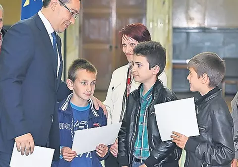 3 x 10.000 de lei pentru comoara din vizuină