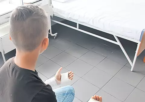 Electrocutat pentru că a vrut să fure fructe