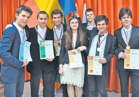Şapte liceeni români au luat cele mai multe medalii la Olimpiada de la Moscova