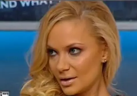 IMAGINI INEDITE! Andreea Antonescu şi fetiţa ei, LIBERE LA MARE | FOTO