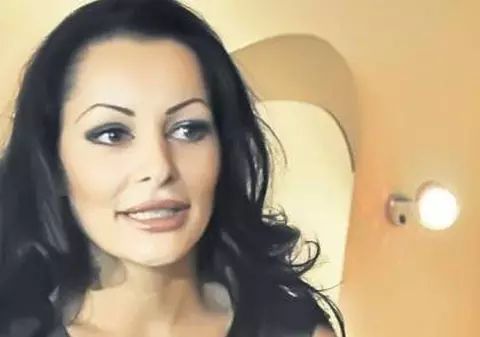 Brigitte Sfăt, CEA mai NEINSPIRATĂ ŢINUTĂ de la un eveniment monden