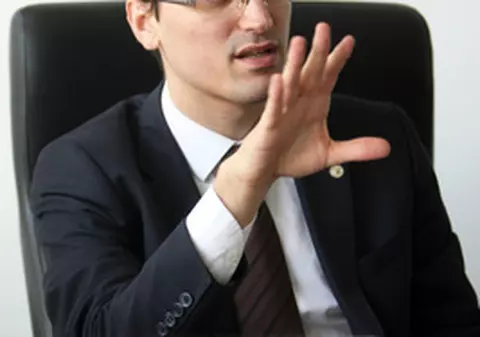 Federaţia declară război mafiei pariurilor din fotbalul românesc