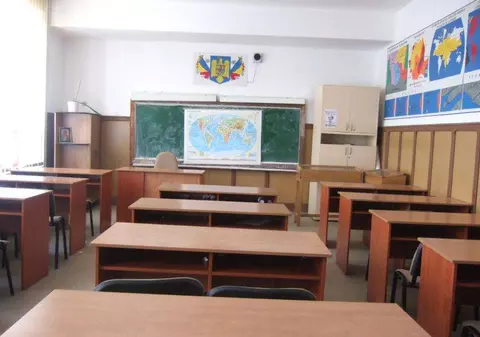 Evaluarea NAŢIONALĂ 2014 | Elevii clasei a IV-a dau proba de matematică