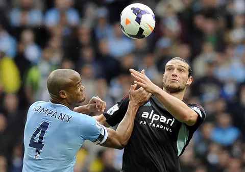 "Cetăţenii” sunt noii campioni ai Angliei, "diavolii” ratează Europa!