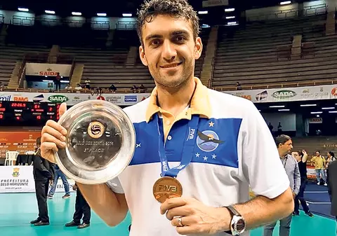 Voleibalistul Bogdan Olteanu a cucerit medalia de bronz la Campionatul Mondial al cluburilor