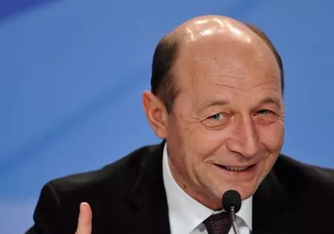 RĂSPUNSUL LUI BĂSESCU la ameninţările vicepremierului rus: "TREBUIE SĂ AFLĂM CÂTĂ VODCĂ A CONSUMAT ROGOZIN"