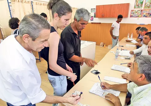 Vor să ne oblige să votăm!
